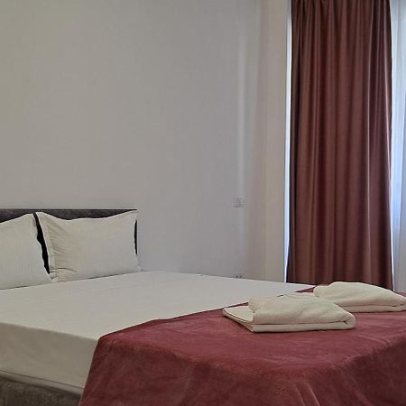 Relax Home Apartment Q Ясси Екстер'єр фото