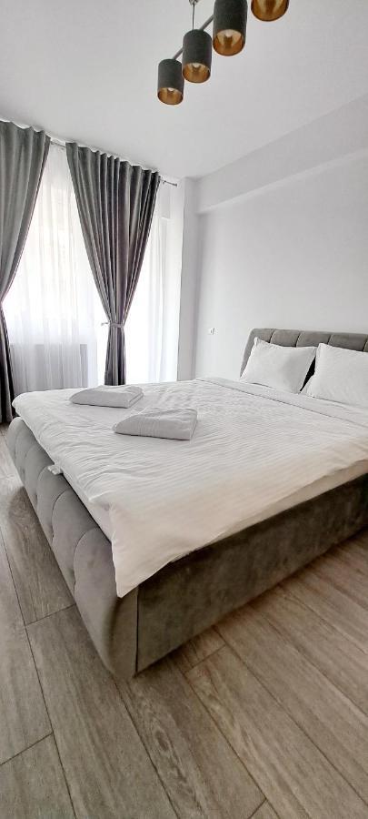 Relax Home Apartment Q Ясси Екстер'єр фото